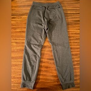 Lululemon Men's Gray Performance Jogger Pants